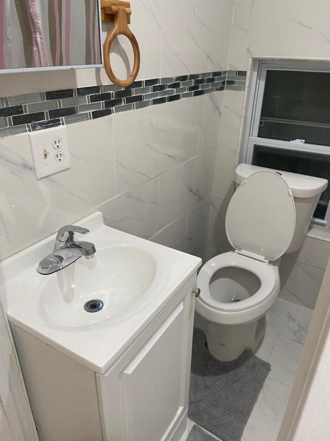 A Comfortable Room Νέα Υόρκη Εξωτερικό φωτογραφία